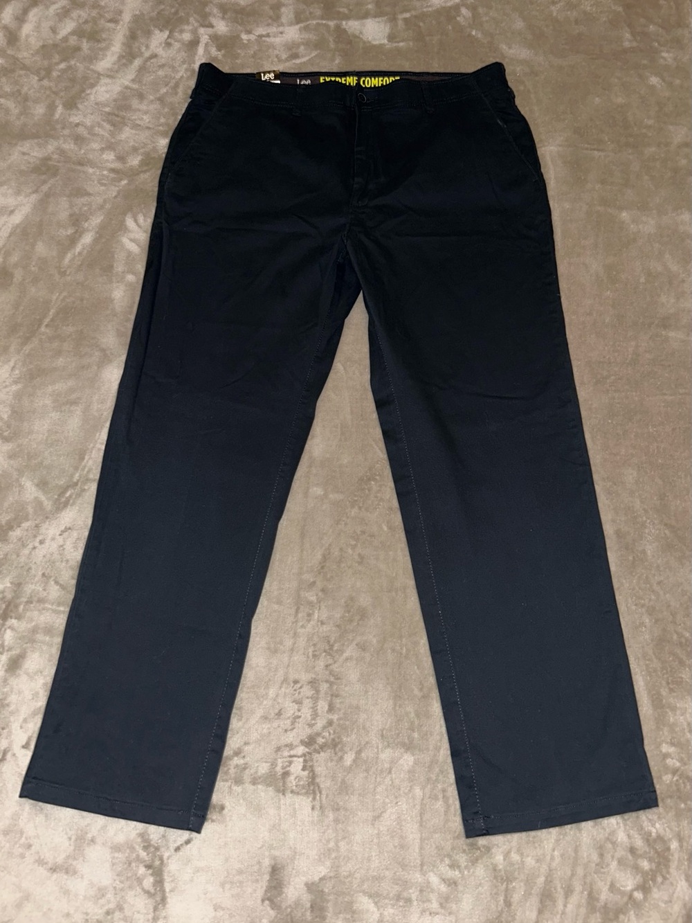 NWT Lee Men’s Extreme Comfort Navy Blue Chinos – Straight Fit 40x32
